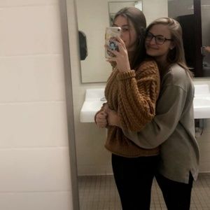 Meet your Posher, Abby